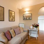 14 Via Nuova De\' Caccini